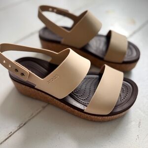 CROCS Brooklyn Wedge Sandals w/ Wide Straps Cork SIZE 8 Color: Milk Chocolate